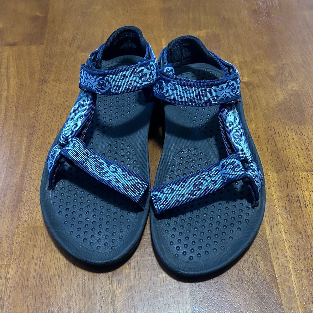 Teva Sandals 6577 Women's Black & Blue Strappy Hurricane Water Hiking Shoes Sz 6
